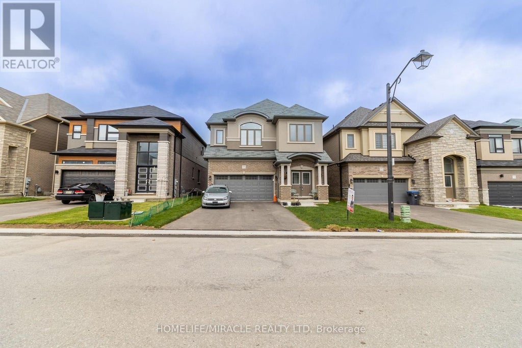 75 Hitchman Street, Brant (paris)