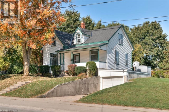 21 Huron Road, Mitchell