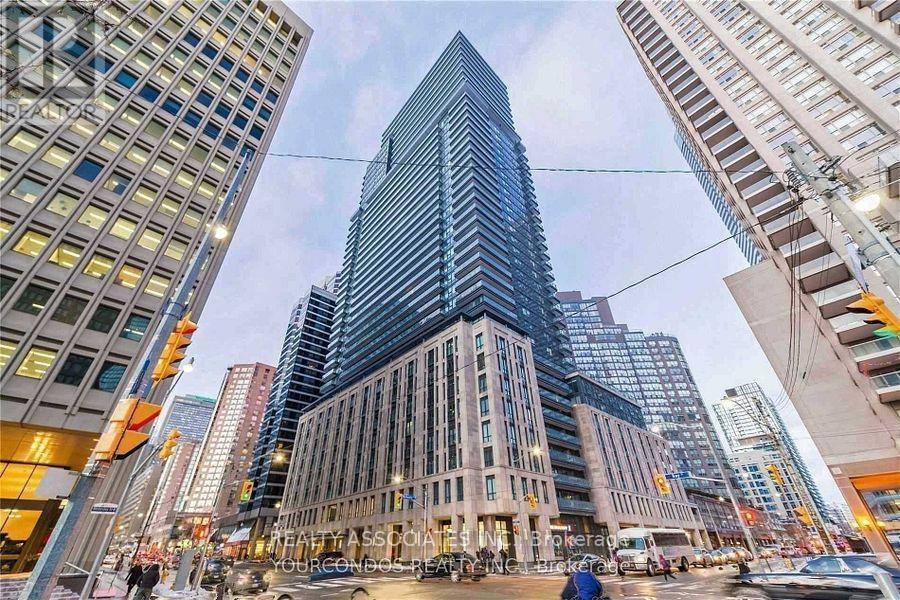 2416 - 955 Bay Street, Toronto (bay Street Corridor)