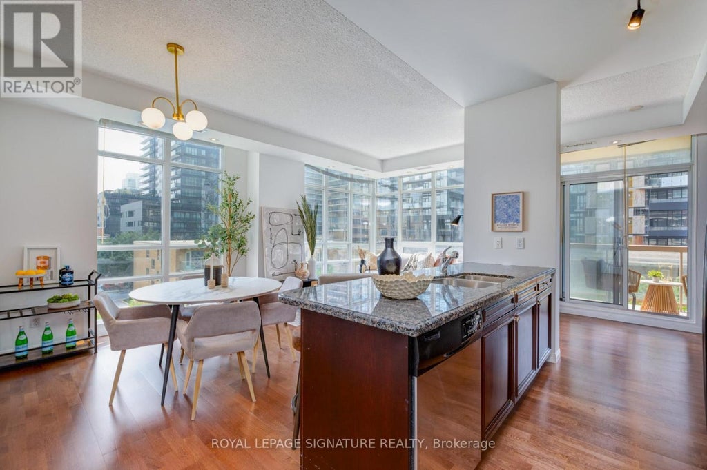 502 - 900 Mount Pleasant Road, Toronto (mount Pleasant West)