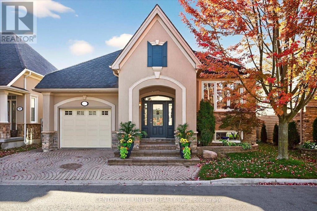 35 Brinton Drive, Peterborough (otonabee Ward 1)