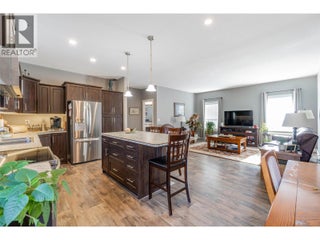 8300 Gallagher Lake Frontage Road Unit# 21. Oliver, British Columbia