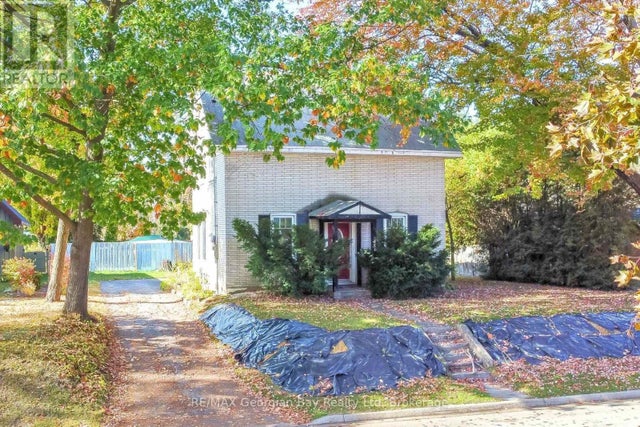 456 Queen Street, Midland