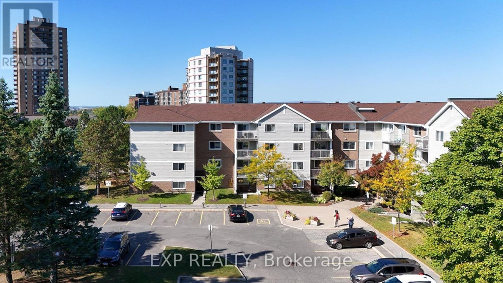 317 - 270 Brittany Drive, Ottawa