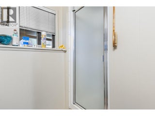 5284 Tailyour Lane. Peachland, British Columbia