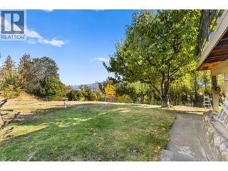 5284 Tailyour Lane. Peachland, British Columbia