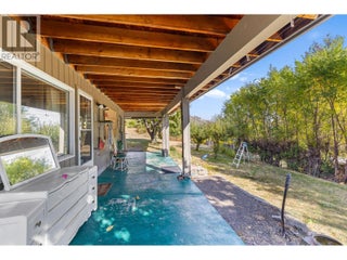 5284 Tailyour Lane. Peachland, British Columbia