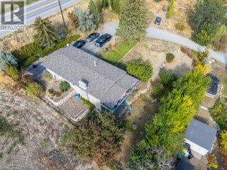 5284 Tailyour Lane. Peachland, British Columbia