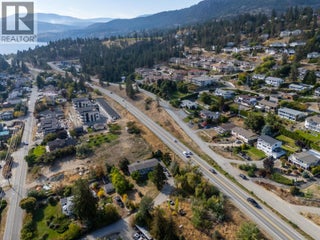 5284 Tailyour Lane. Peachland, British Columbia