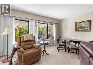 5284 Tailyour Lane. Peachland, British Columbia