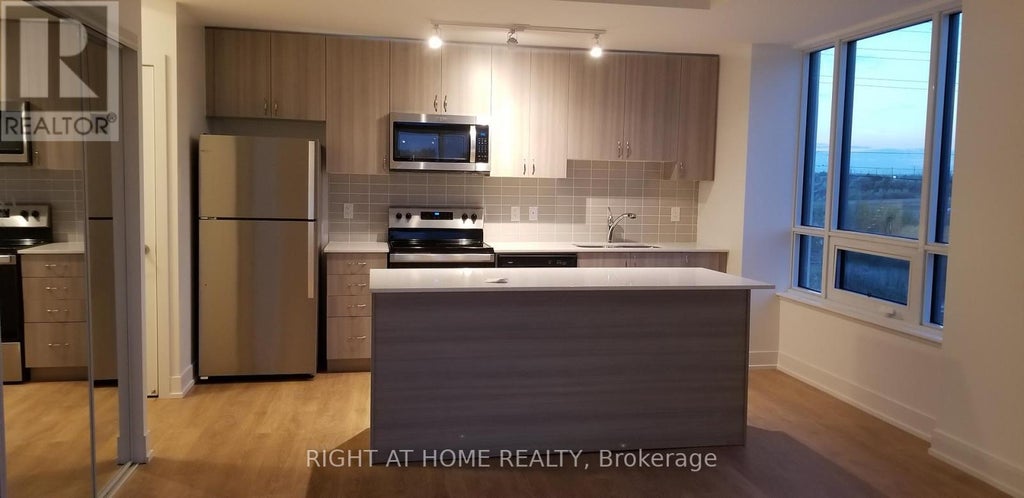 22 1245 Bayly St Street, Pickering (bay Ridges)