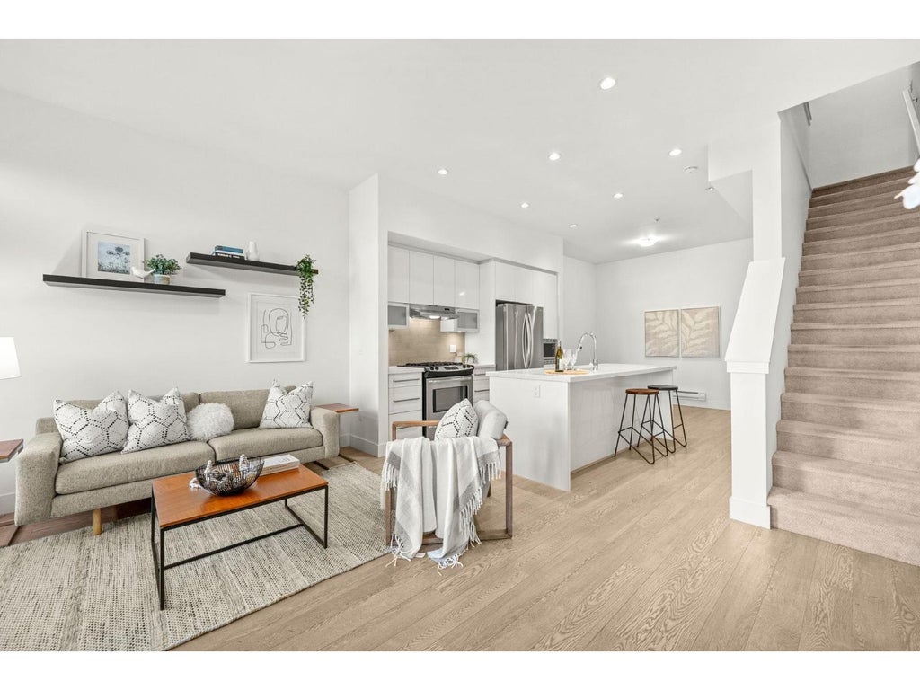 57 7811 209 Street, Langley