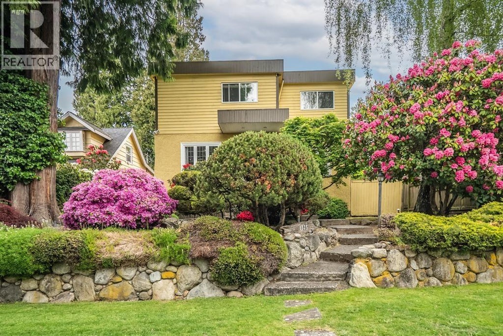 1735 W 62nd Avenue, Vancouver