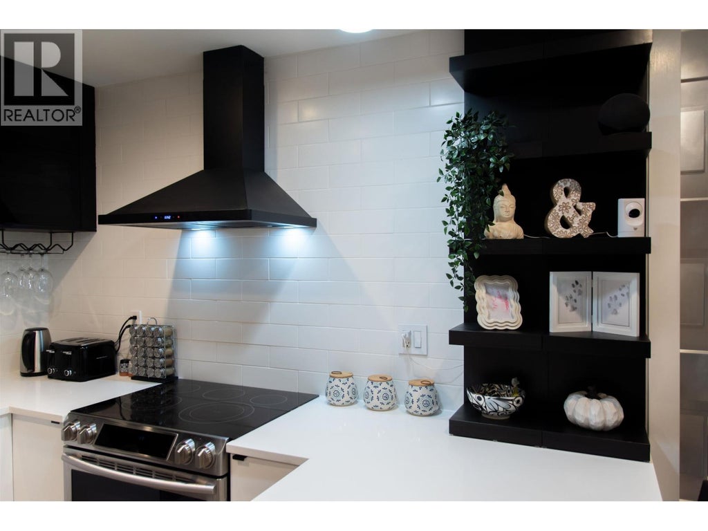 402 1718 Nelson Street, Vancouver