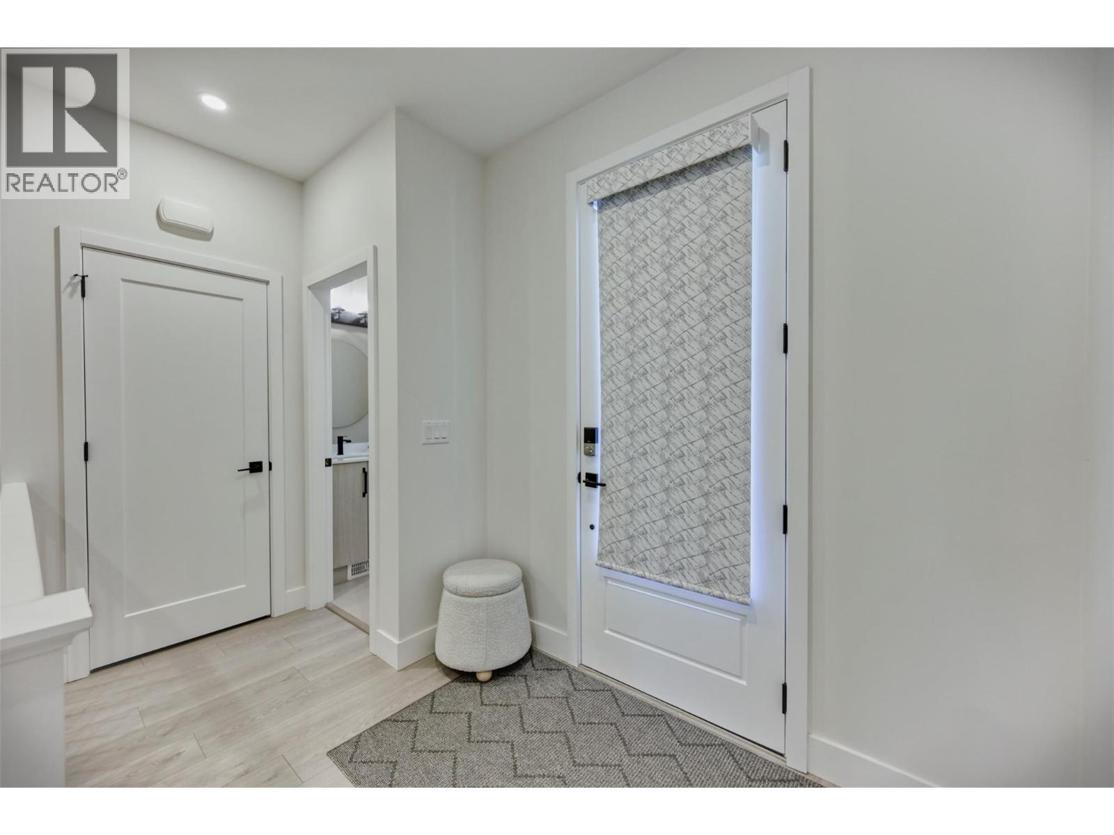 8000 Vedette Drive Unit# 5. Osoyoos, British Columbia