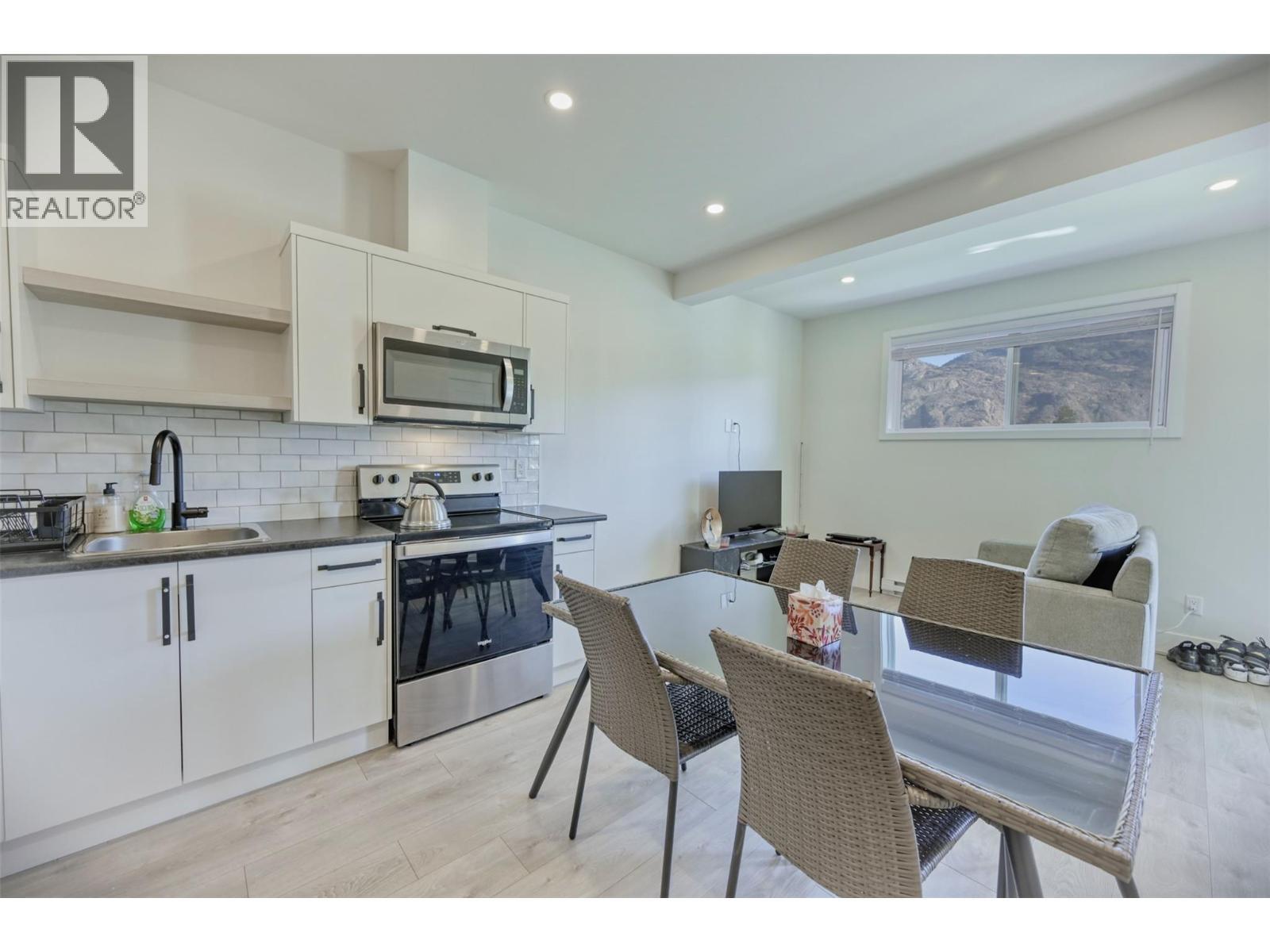 8000 Vedette Drive Unit# 5. Osoyoos, British Columbia