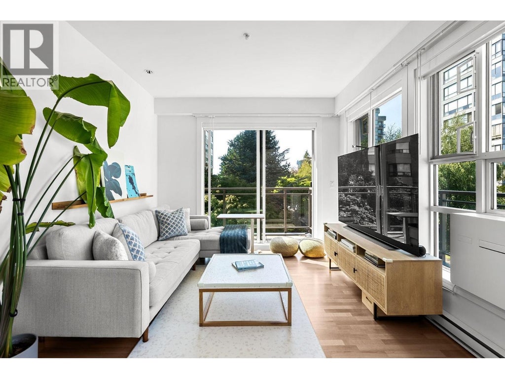 306 2128 W 40th Avenue, Vancouver