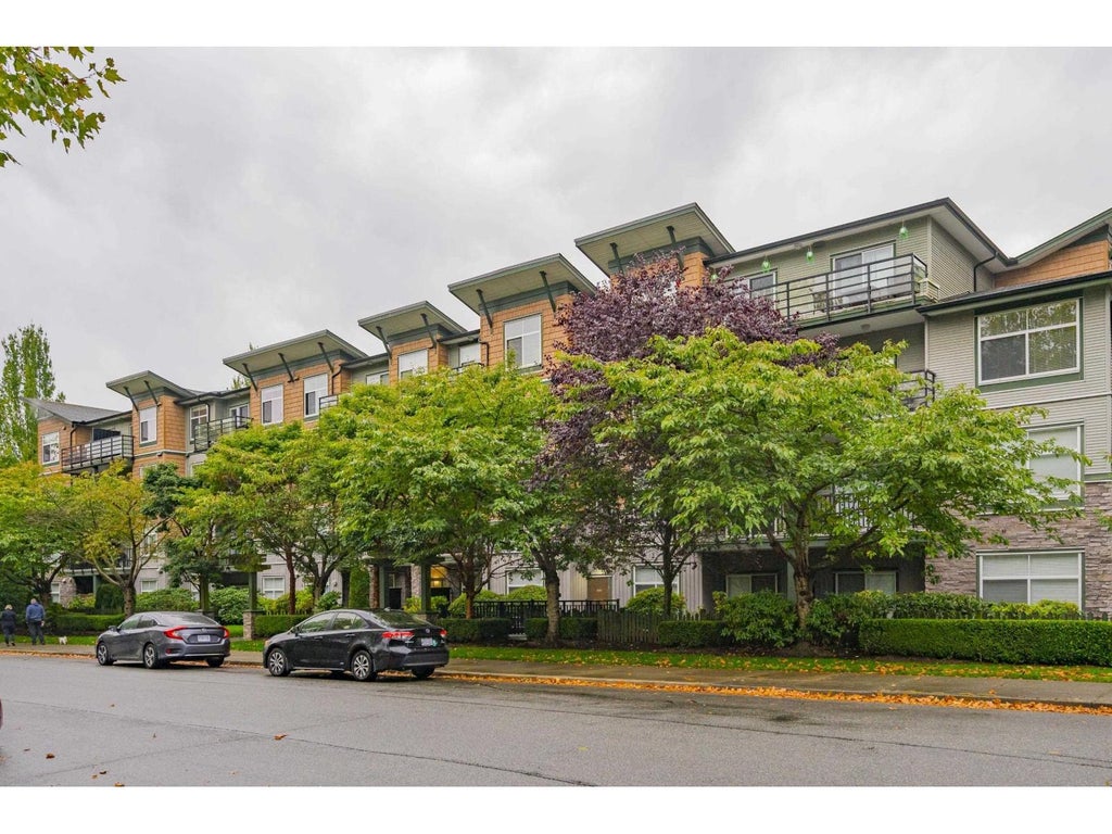303 8183 121a Street, Surrey