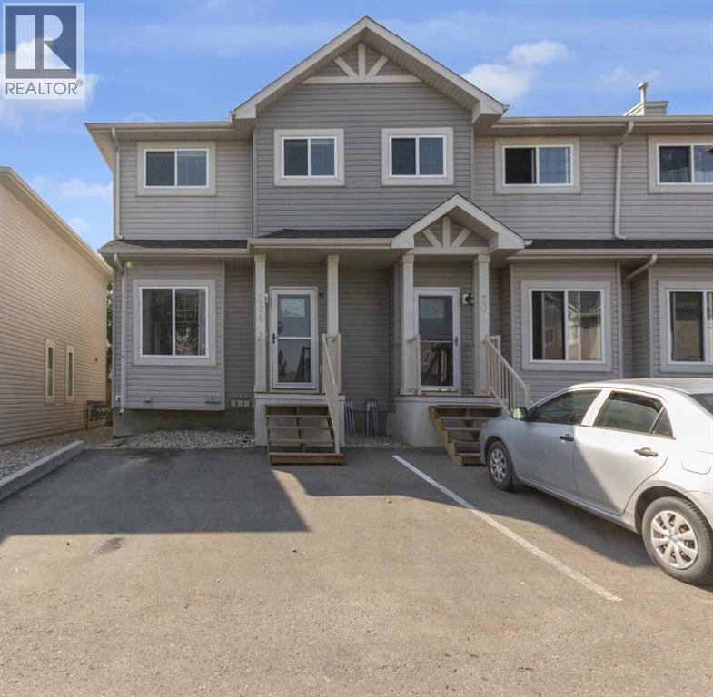 211 Strathaven Mews, Strathmore