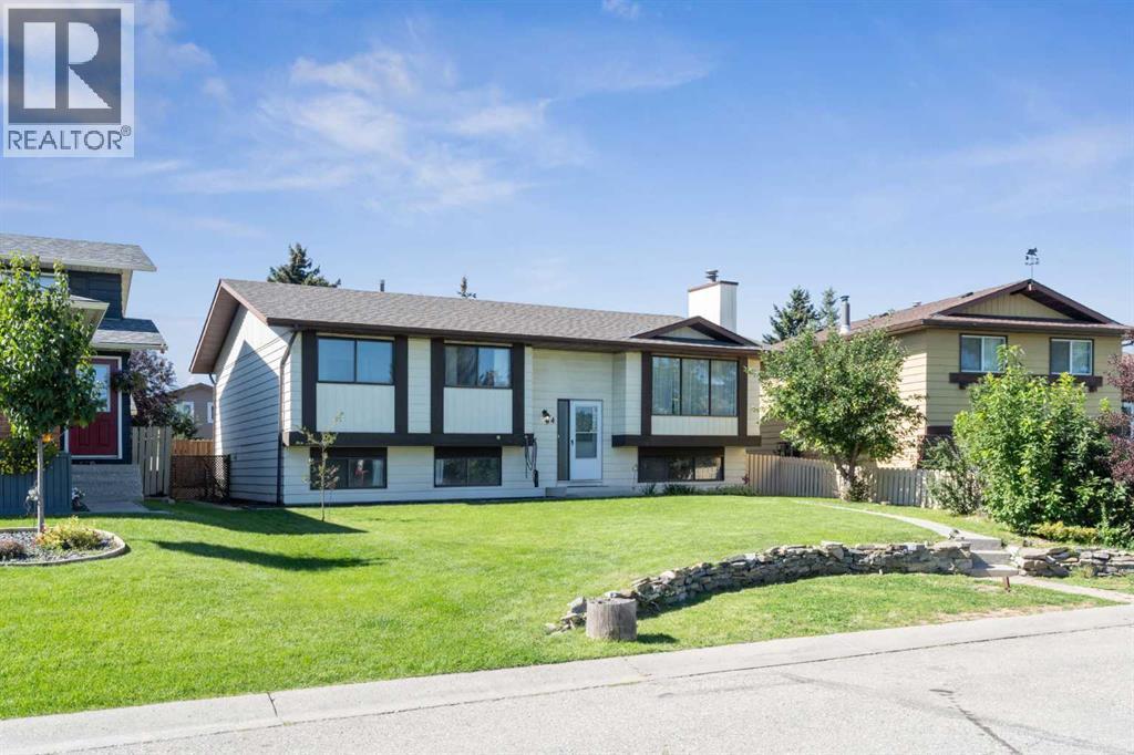 14 Glenhill Crescent, Cochrane