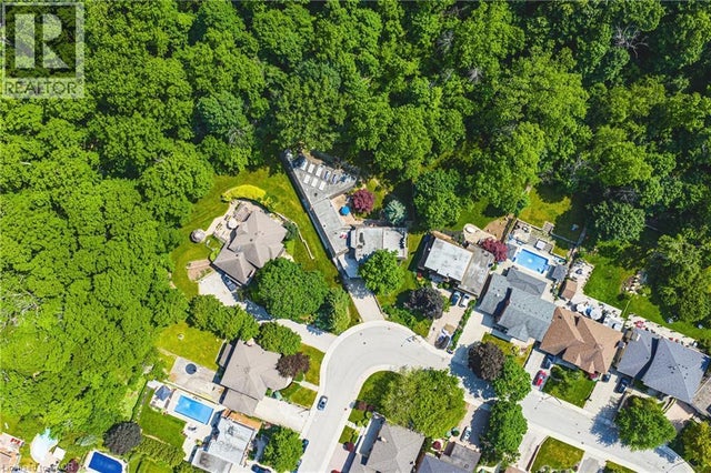 128 Bunker Hill Drive, Hamilton