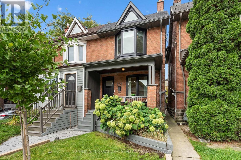 251 Bowood Avenue, Toronto (lawrence Park North)