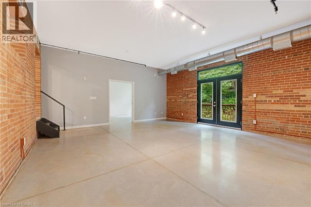 85 Spruce Street Unit# 206, Cambridge