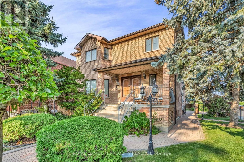 531 Lauder Avenue, Toronto (oakwood Village)