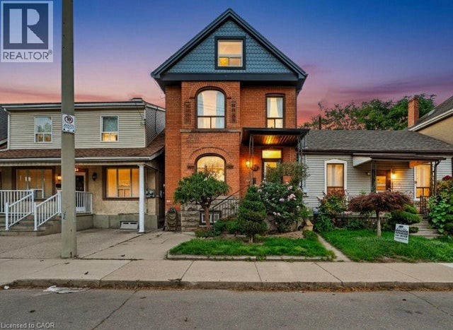 23 Oak Avenue, Hamilton