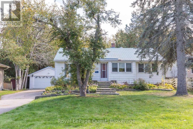 59 Fittons Road E, Orillia