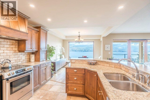 14419 Downton Avenue Unit# 207, Summerland