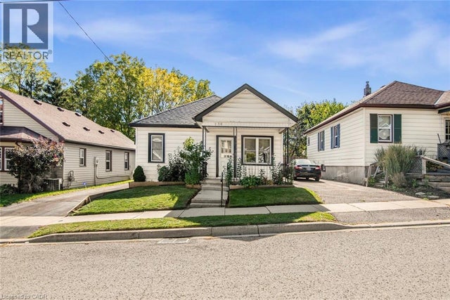 236 Grove Street, Simcoe