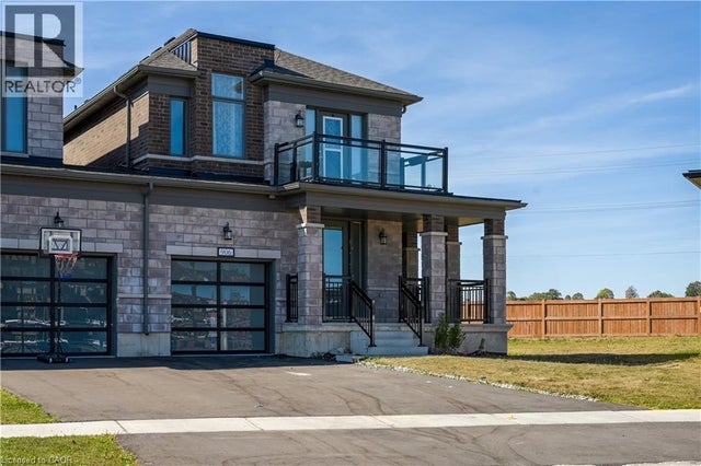 906 Sobeski Avenue, Woodstock