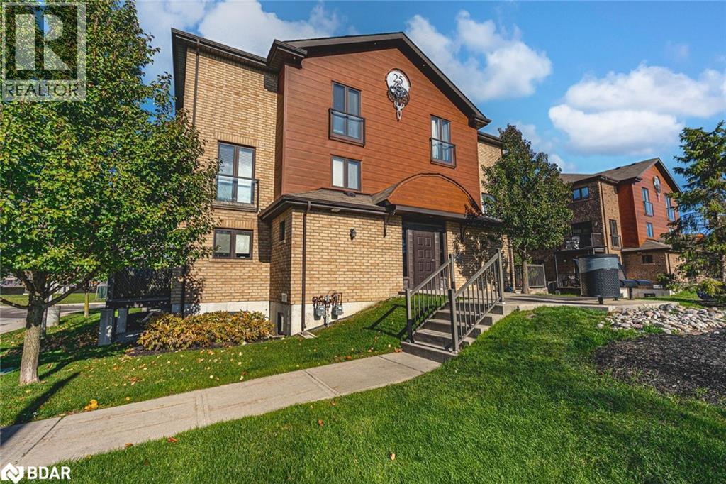 25 Madelaine Drive Unit# 7, Barrie