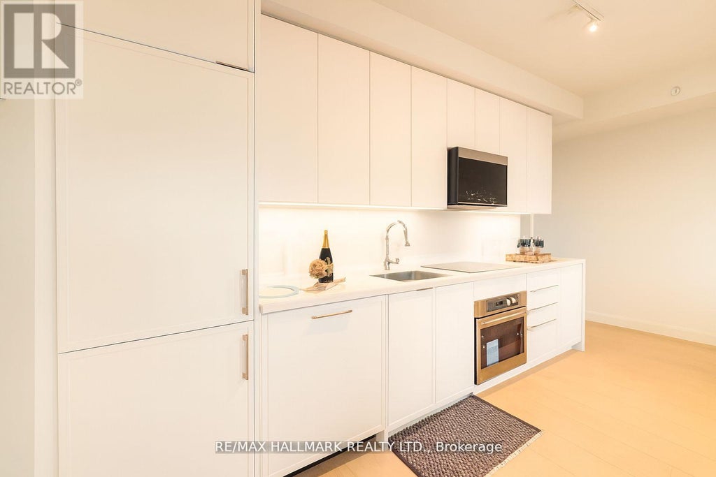 1302 - 2920 Highway 7 Road, Vaughan (concord)