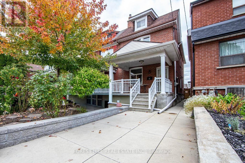 132 Hope Street, Toronto (corso Italia-Davenport)