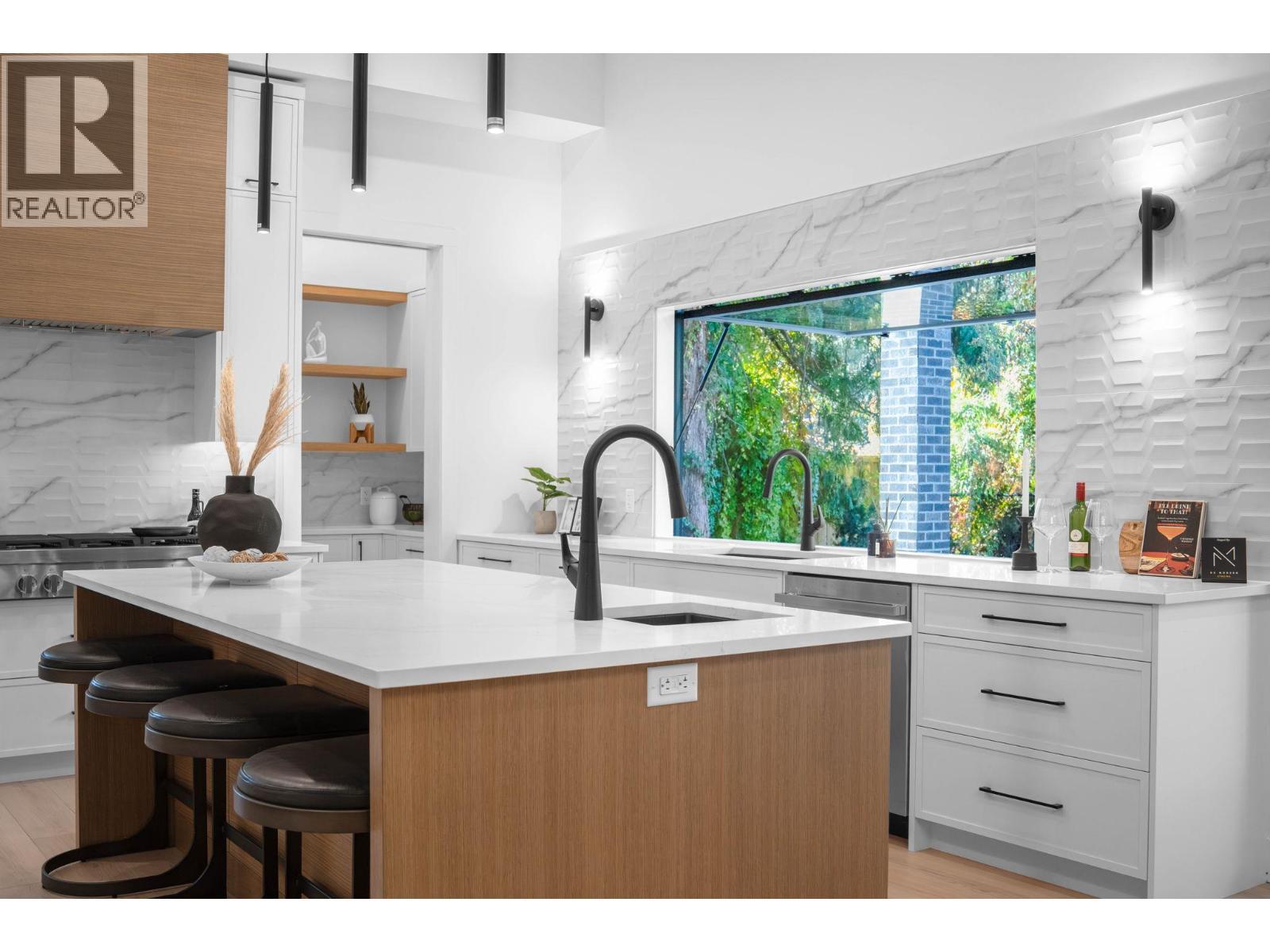 4630 Mcclure Road. Kelowna, British Columbia