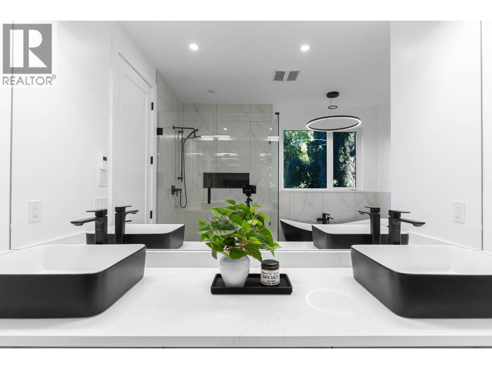 4630 Mcclure Road. Kelowna, British Columbia