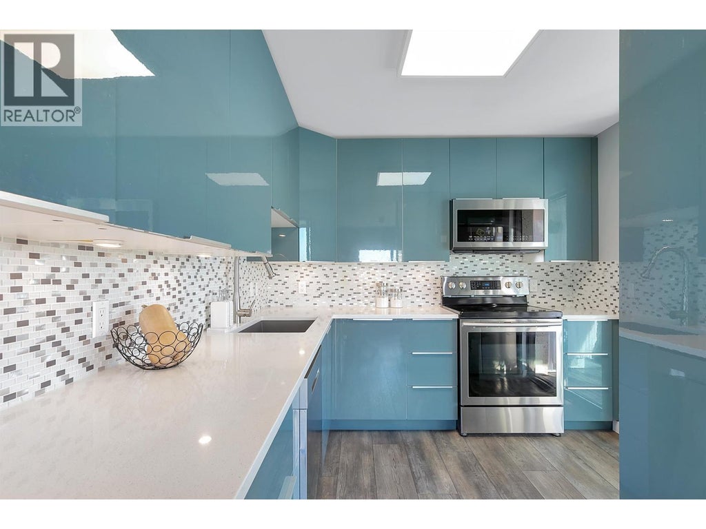 1101 615 Belmont Street, New Westminster