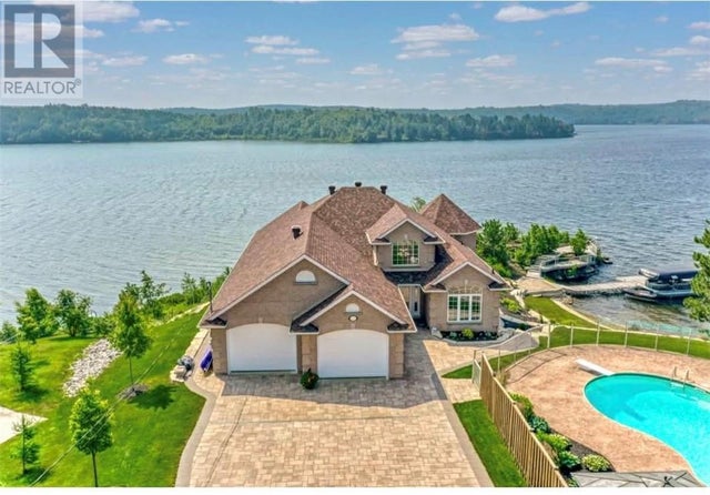 2507 Navanod Road, Sudbury