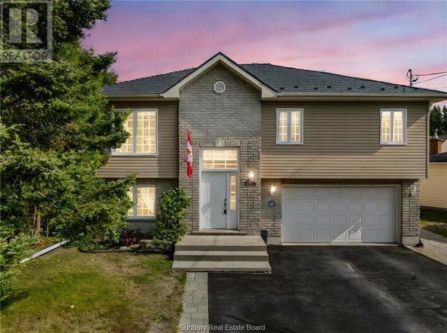 1116 Jeanne D'arc Street, Hanmer