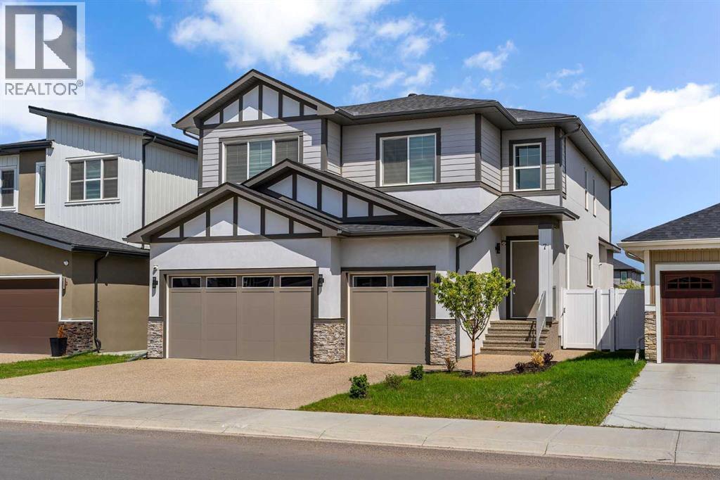 7 Waterford Heights, Chestermere