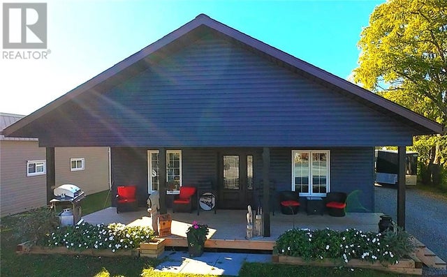 29 Vankoughnet St. E., Little Current