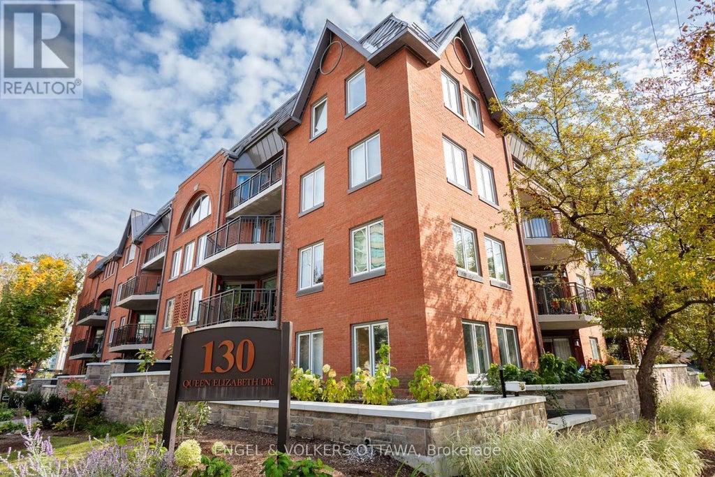 102 - 130 Queen Elizabeth Drive, Ottawa