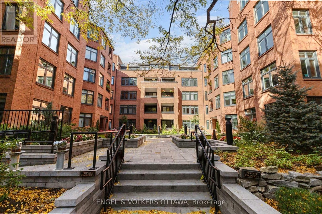 206 - 205 Somerset Street W, Ottawa