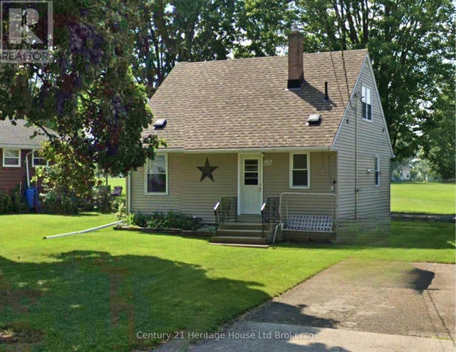 225 Algonquin Drive, South Huron (exeter)
