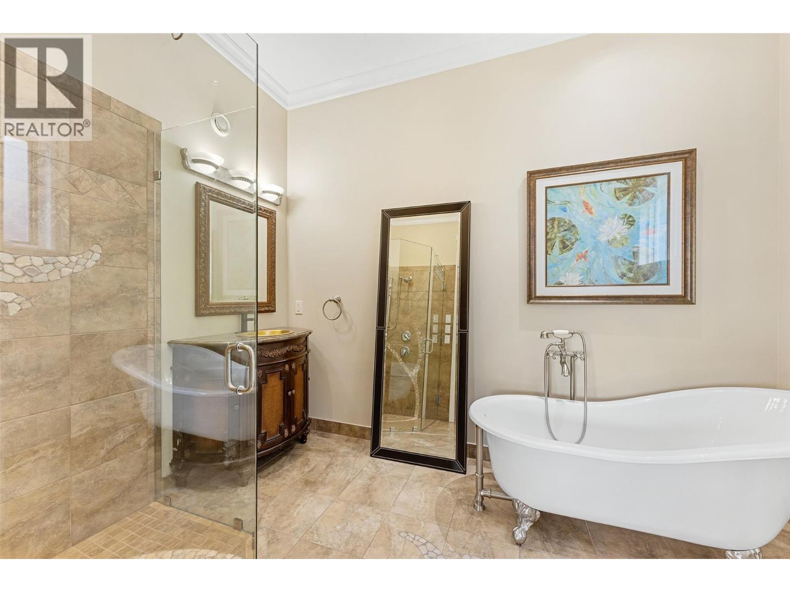 2543 Lucinde Road. West Kelowna, British Columbia