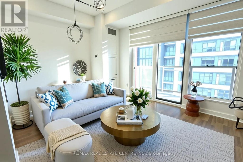 1803 - 5 Wellington Street S, Kitchener