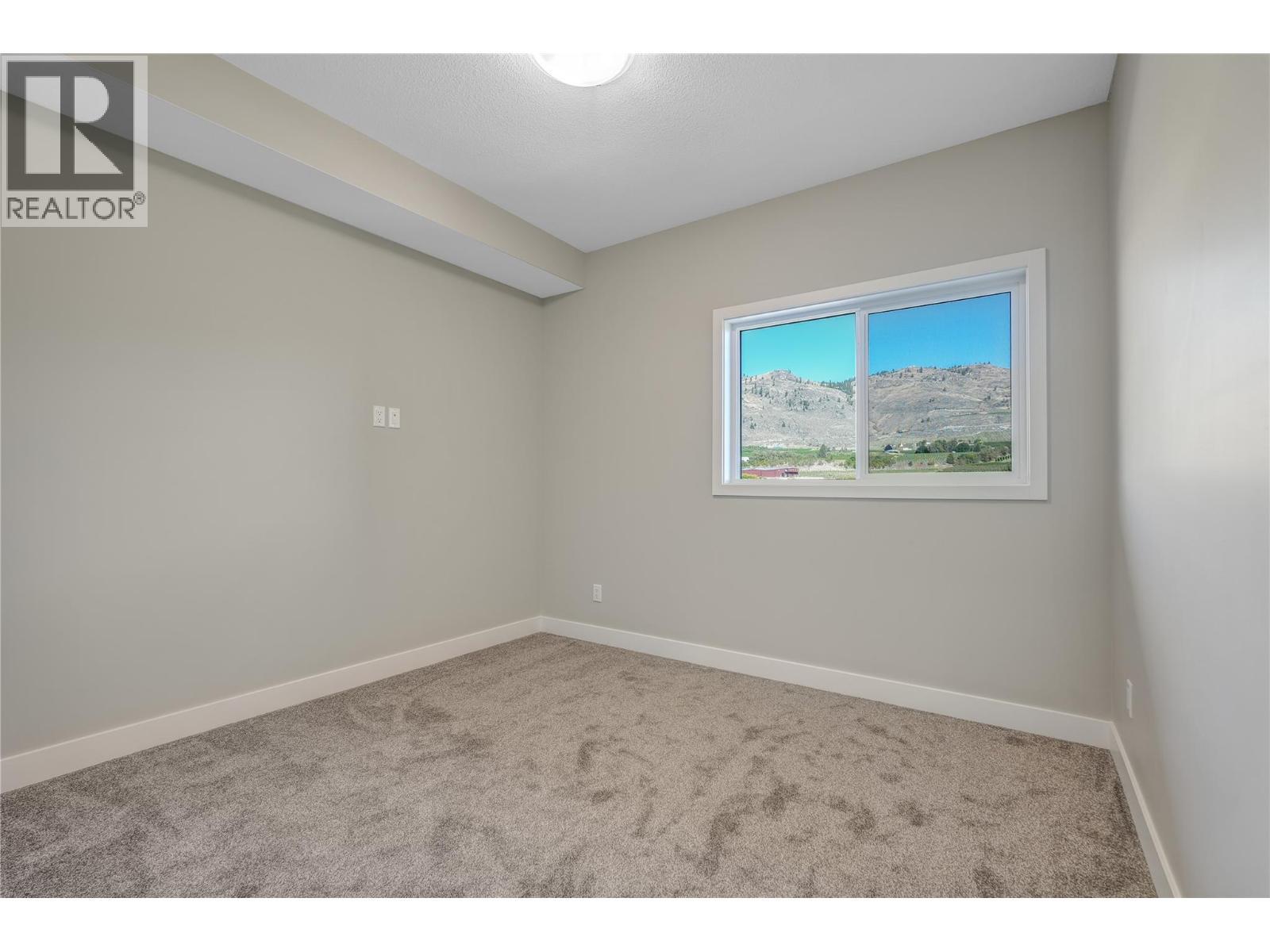 5620 51st Street Unit# 404. Osoyoos, British Columbia