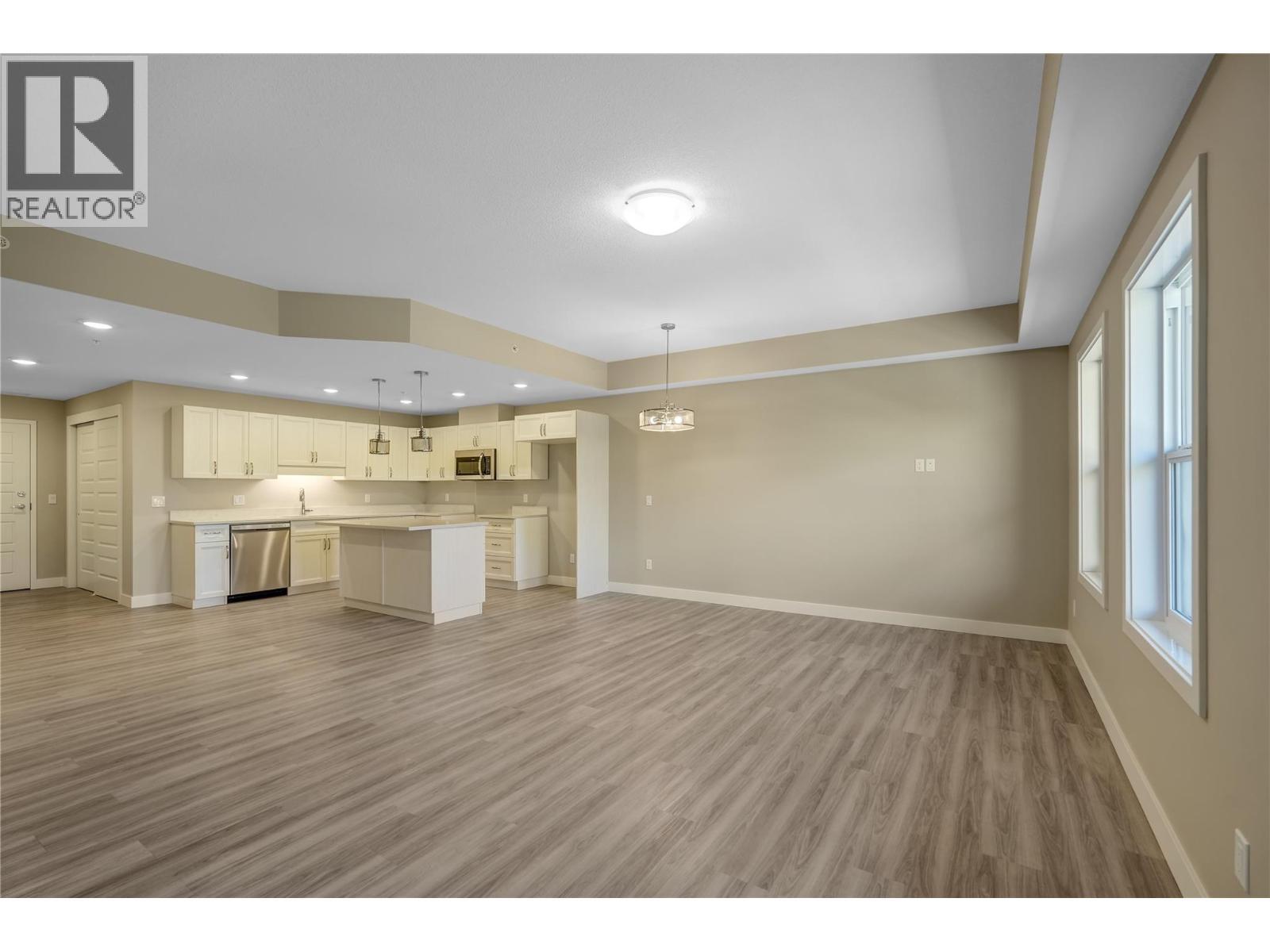 5640 51st Street Unit# 406. Osoyoos, British Columbia